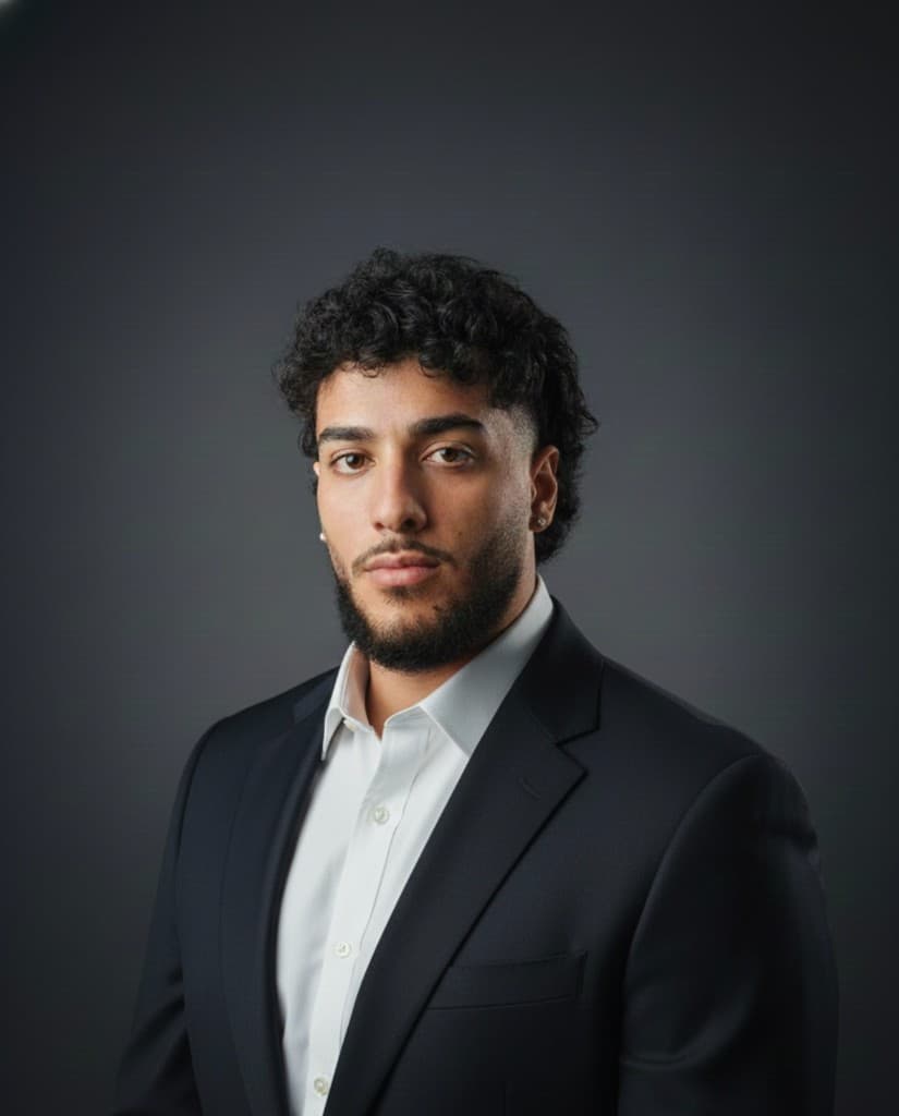 Arvin Royaie, Sales and Marketing COO